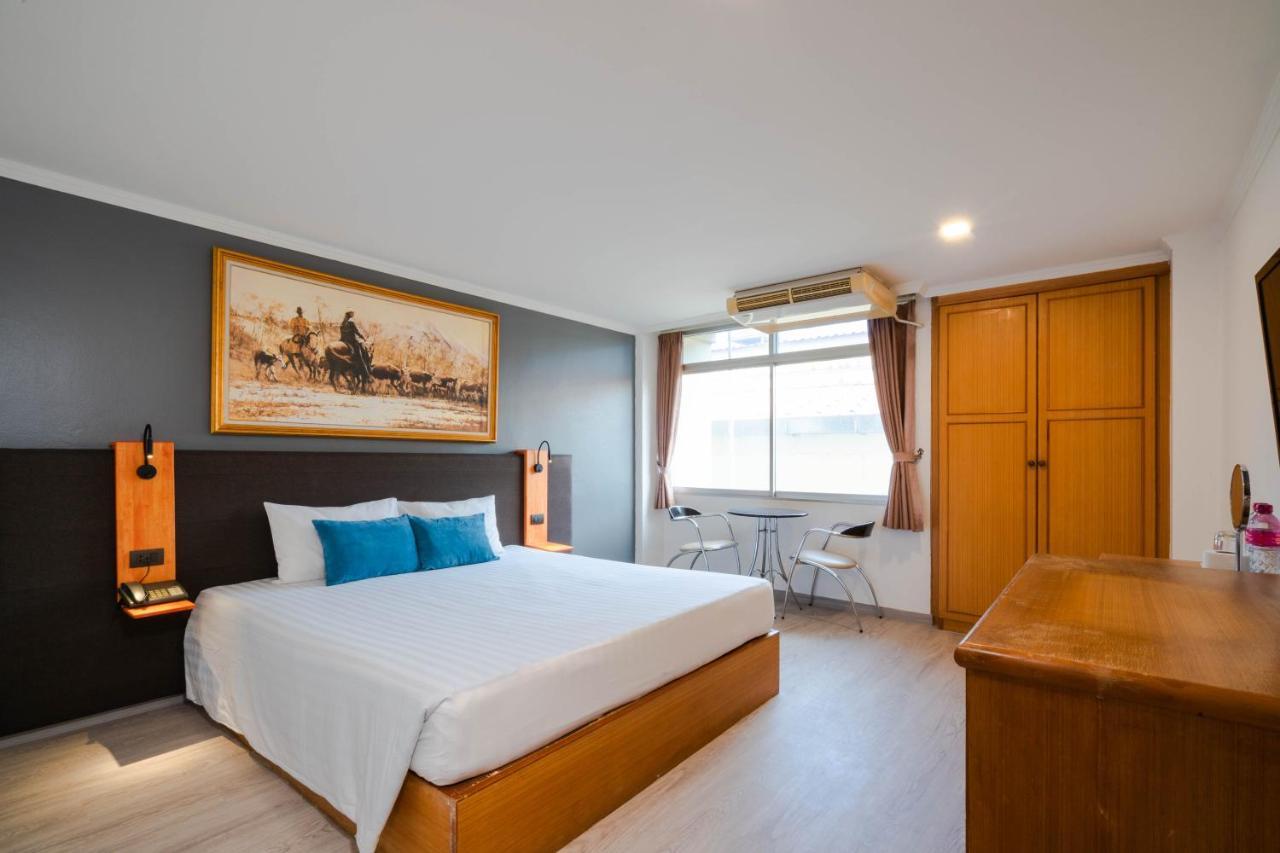 เชคเวลล์แมนชั่น Hotel Pattaya ภายนอก รูปภาพ