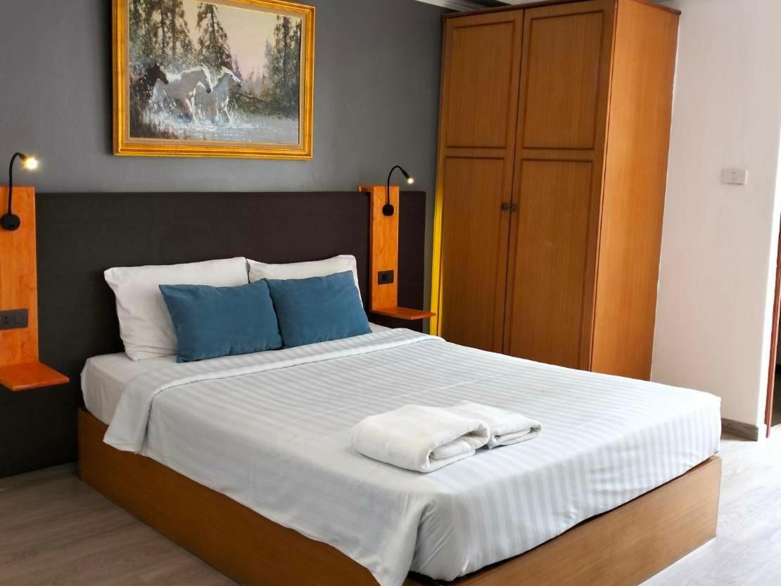เชคเวลล์แมนชั่น Hotel Pattaya ห้อง รูปภาพ