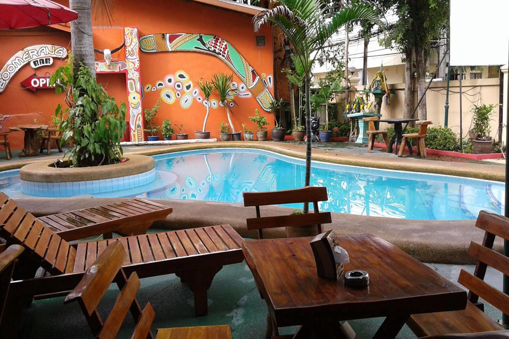 เชคเวลล์แมนชั่น Hotel Pattaya ภายนอก รูปภาพ