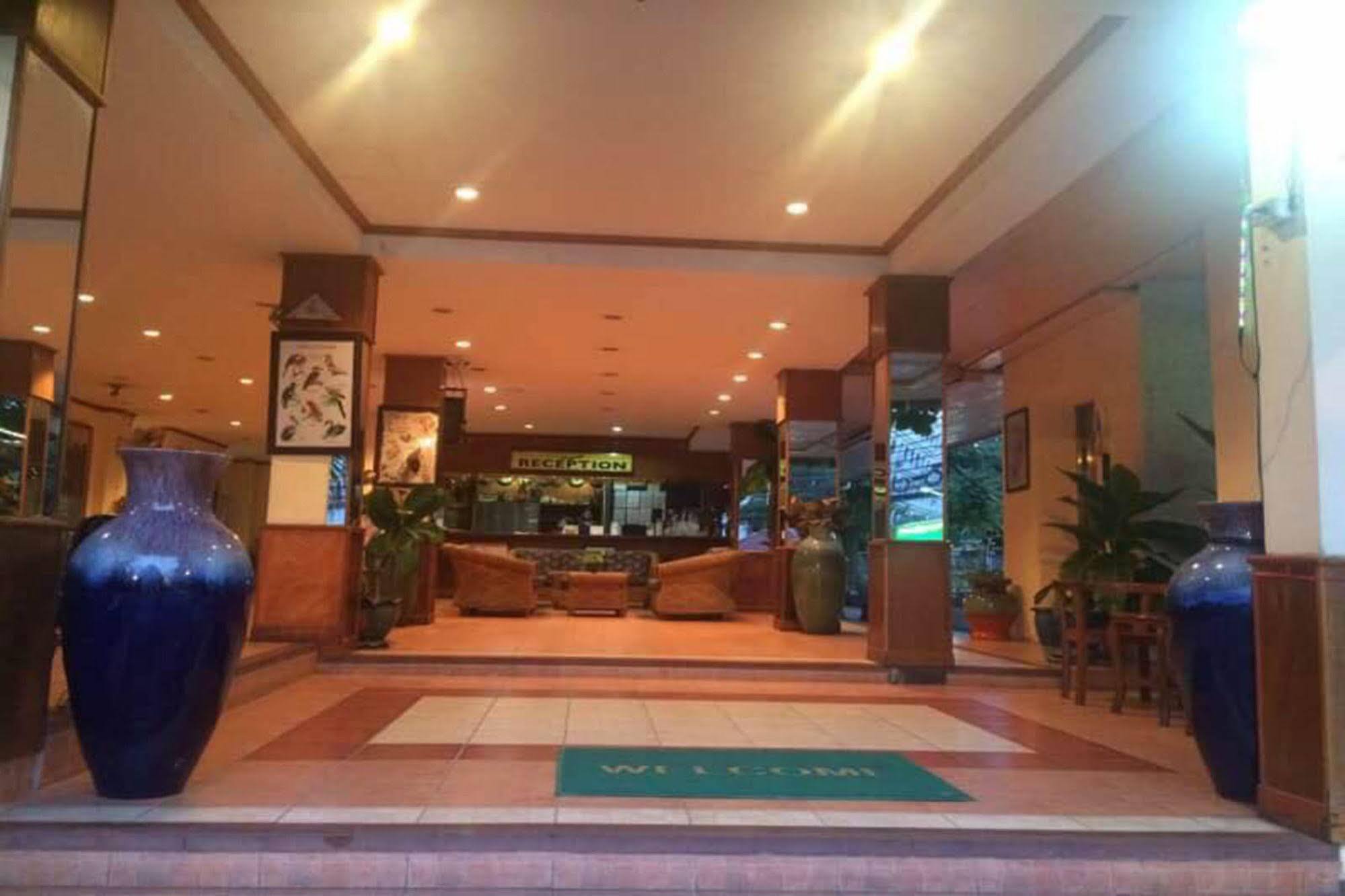 เชคเวลล์แมนชั่น Hotel Pattaya ภายนอก รูปภาพ
